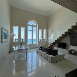 luxury-loft-on-the-sea-trapani.sicilyhotelsitaly.net/